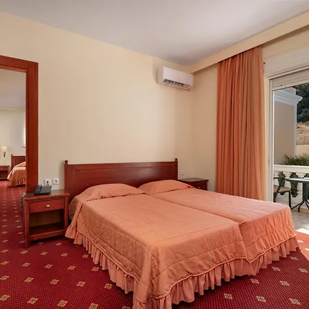 Crithoni's Paradise Hotel