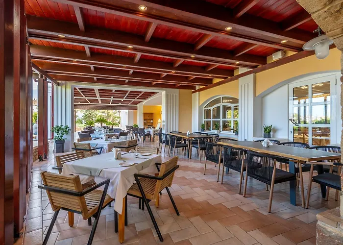 Crithoni's Paradise 4*