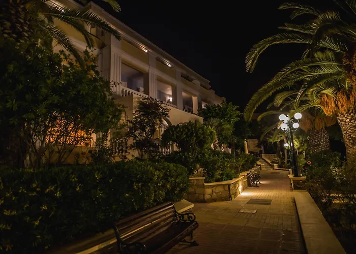 Hotel Crithoni's Paradise