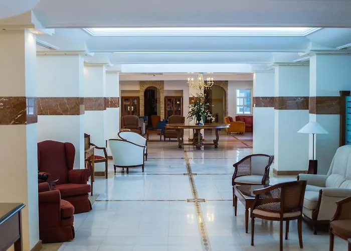 Crithoni's Paradise Hotel