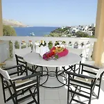 Hotel Crithoni's Paradise