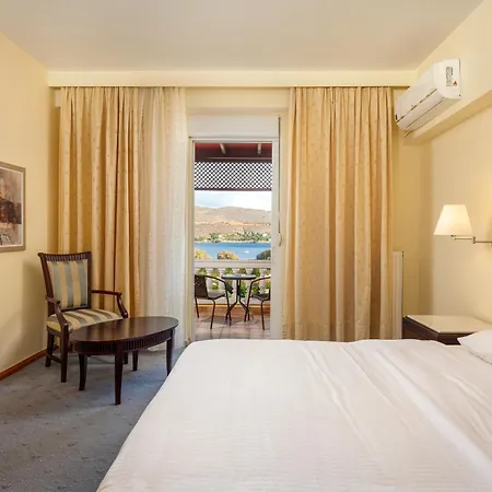 Crithoni's Paradise فندق أليندا