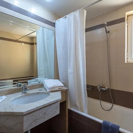 Crithoni's Paradise أليندا