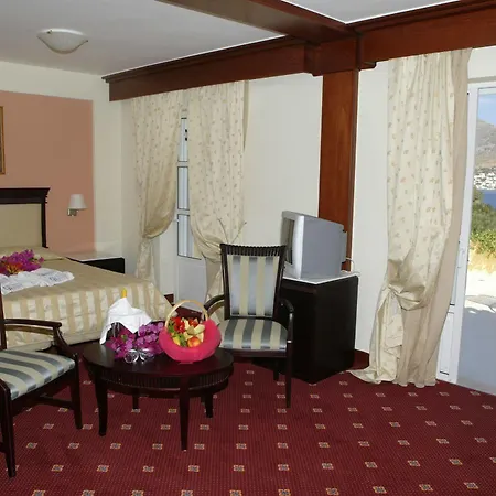 Crithoni's Paradise 4*