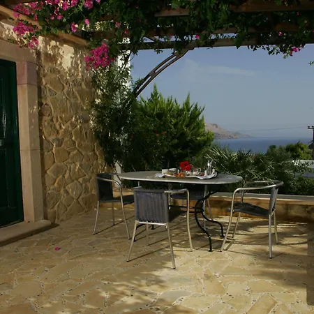 κριθώνι Paradise Ξενοδοχείο 4*