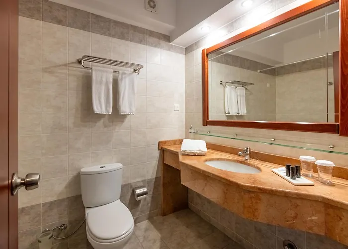 Crithoni's Paradise Otel