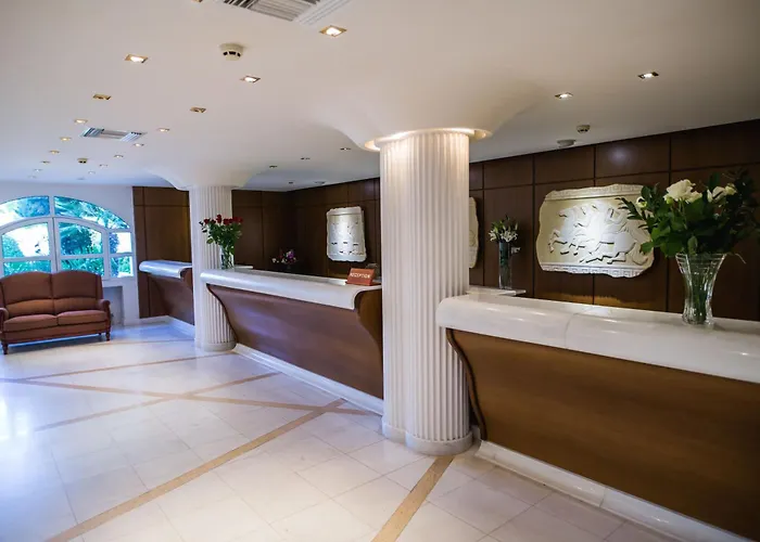 Crithoni's Paradise Alinda (Leros)